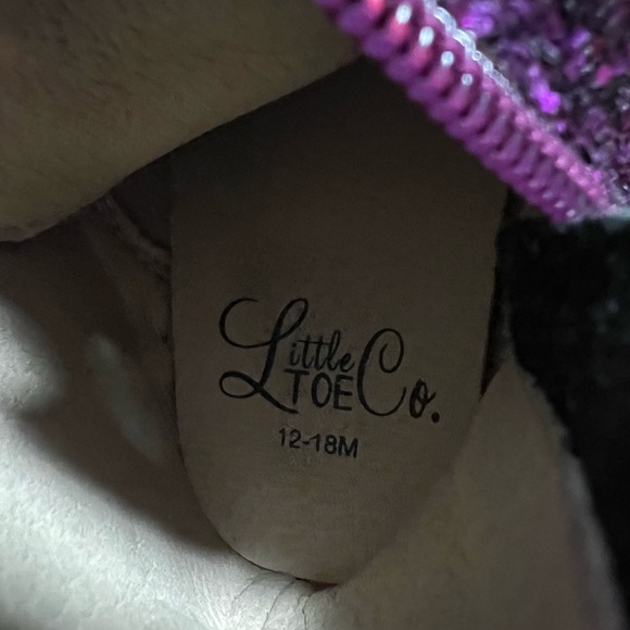 Little Toe Co. purple glitter and black zip booties 12-18 month - Picture 2 of 6